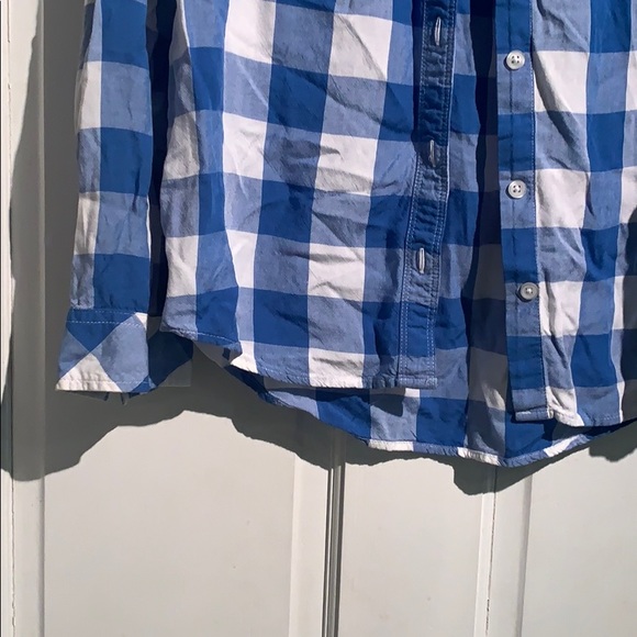 ✨blue and white flannel✨ - Picture 3 of 3